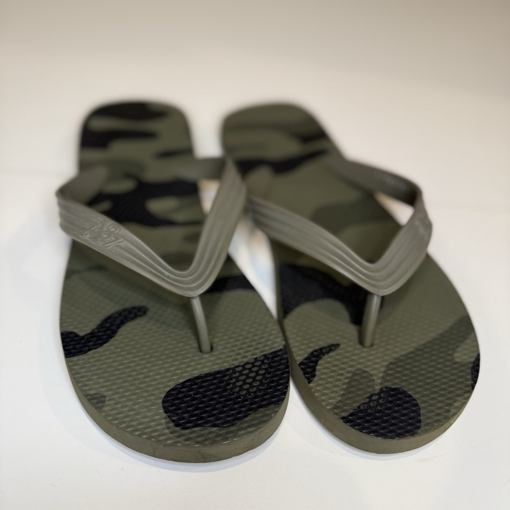 Aeropostale Men's Sandals Size L, Camouflage